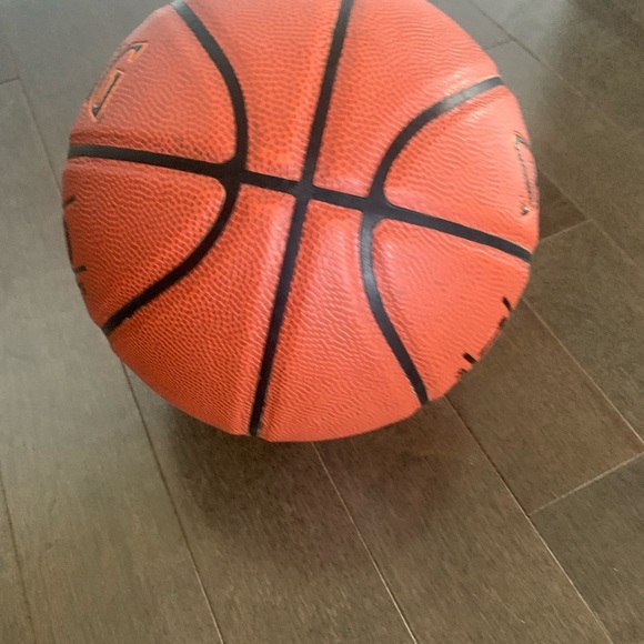Spalding TF-500 basketball - Picture 5 of 5